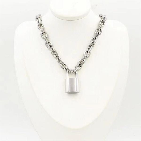 2021 luxury designer necklace jewelry gold necklaces for women trendy titanium steel love lock head mens fashion thick chain no al236f, Silver
2021 luxury designer necklace jewelry gold necklaces for women trendy titanium steel love lock head mens fashion thick chain no al236f, Silver