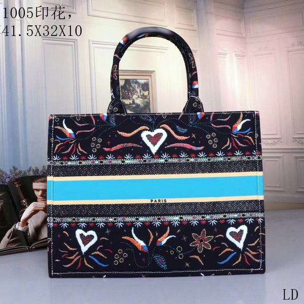women's fashion designers handbags luxury shoulder bag crossbody tote purse handbag message bags classic denim embroidery 42cm letters
women's fashion designers handbags luxury shoulder bag crossbody tote purse handbag message bags classic denim embroidery 42cm letters