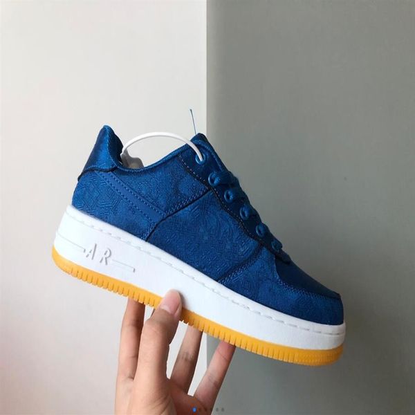 clot x 1 mid fearless basketball shoes forces 1 blue silk double ribbed version retro mens womens running sport sneakers cj5290-400256a
clot x 1 mid fearless basketball shoes forces 1 blue silk double ribbed version retro mens womens running sport sneakers cj5290-400256a