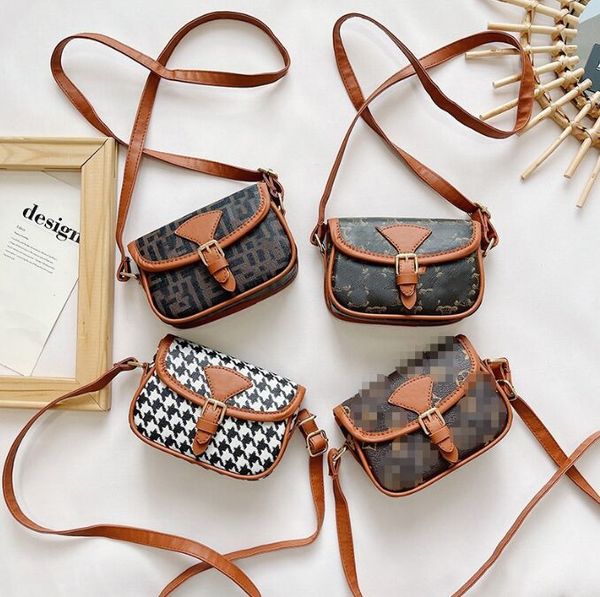 retro print children handbag leather baby chain messenger bags mini saddle bag good selling, Black
retro print children handbag leather baby chain messenger bags mini saddle bag good selling, Black