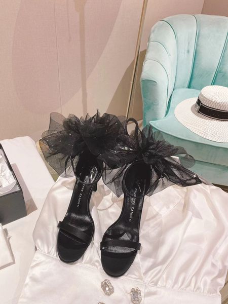 22ss summer new one character strap sandal large mesh bow open toe shallow heels fairy style leather cutout, Black
22ss summer new one character strap sandal large mesh bow open toe shallow heels fairy style leather cutout, Black