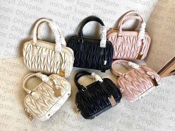bag designer miu women bag one shoulder handbag large capacity sheepskin bowling bag cross-body zipper 2022 luxury square bag xryc
bag designer miu women bag one shoulder handbag large capacity sheepskin bowling bag cross-body zipper 2022 luxury square bag xryc