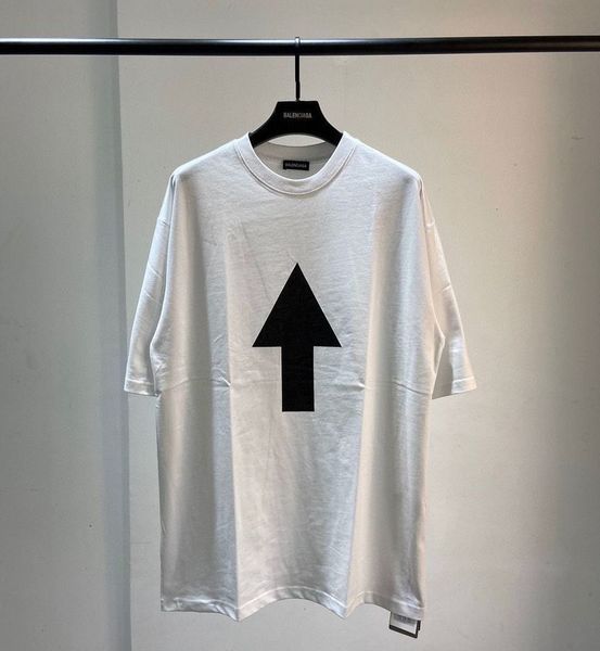 222ss designer balenciga t shirt arrow printed brand men women balanciagas tshirts front letters woman t shirt size 5xl casual large half sl, White;black
222ss designer balenciga t shirt arrow printed brand men women balanciagas tshirts front letters woman t shirt size 5xl casual large half sl, White;black