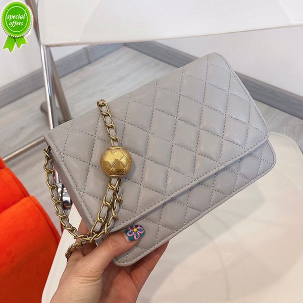 hand bags designer purses ladies handbags cross body luxurys digners shoulder bag handbag msenger women fashion metallic classic clutch pret
hand bags designer purses ladies handbags cross body luxurys digners shoulder bag handbag msenger women fashion metallic classic clutch pret