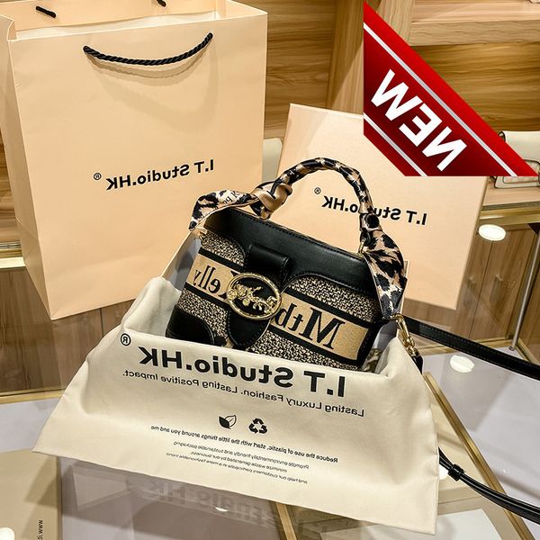 designer bags hong kong bucket women's 2022 new summer leather niche single shoulder crossbody portable box evening clutches luxury han
designer bags hong kong bucket women's 2022 new summer leather niche single shoulder crossbody portable box evening clutches luxury han