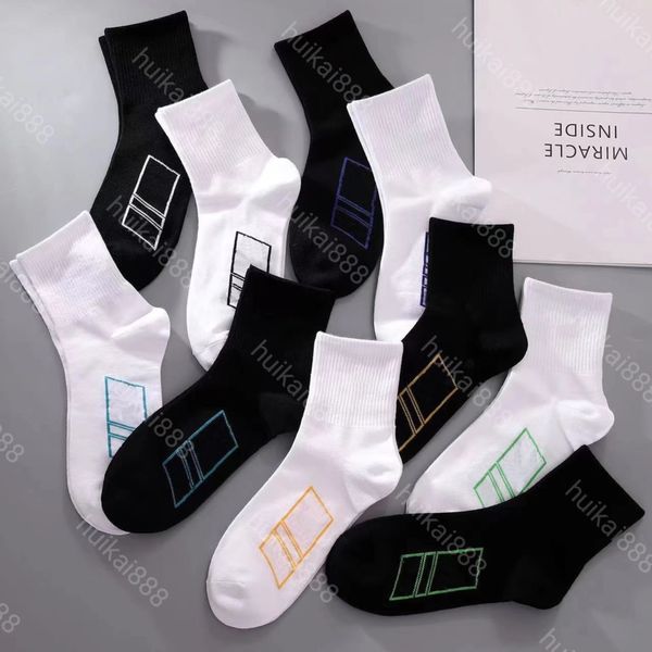 fashion men socks women designer classic ankle letters breathable black and white football basketball sports socks wholesale christmas gift
fashion men socks women designer classic ankle letters breathable black and white football basketball sports socks wholesale christmas gift