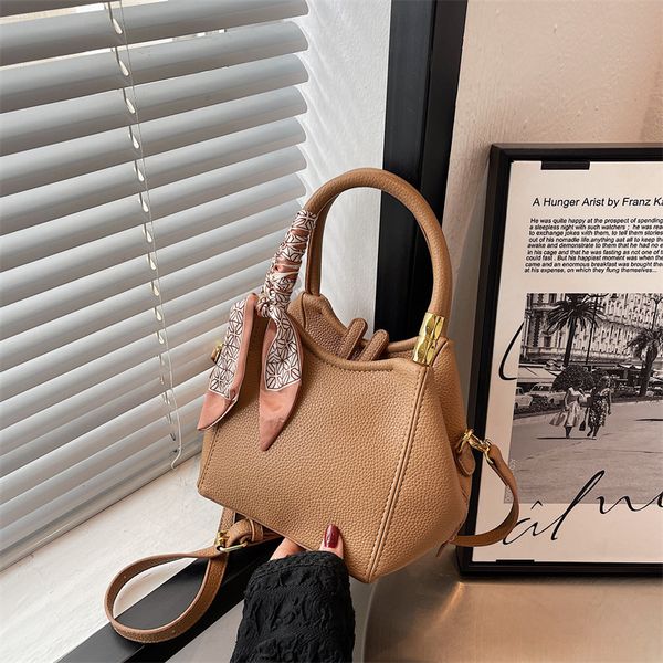 women inclined shoulder bags fashion casual womens bag small handbag totes high-capacity premium leather large volume wholesale girl mobile
women inclined shoulder bags fashion casual womens bag small handbag totes high-capacity premium leather large volume wholesale girl mobile