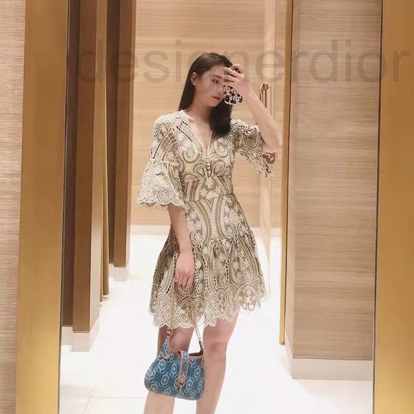 casual dresses designer french single s family v-neck lace hook flower hollow flounce flared sleeve 3 / 7 dress hbez, Black;gray
casual dresses designer french single s family v-neck lace hook flower hollow flounce flared sleeve 3 / 7 dress hbez, Black;gray