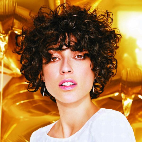 short curly human hair wig afro pixie cut wig no lace front natural brazilian wigs for women, Black;brown
short curly human hair wig afro pixie cut wig no lace front natural brazilian wigs for women, Black;brown