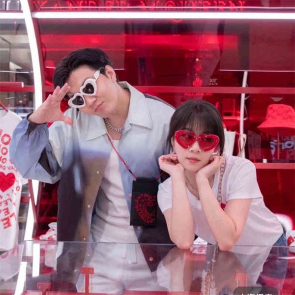 sunglasses ins fashion net red heart lovers concave shape swing s same 4104 no6t, White;black
sunglasses ins fashion net red heart lovers concave shape swing s same 4104 no6t, White;black