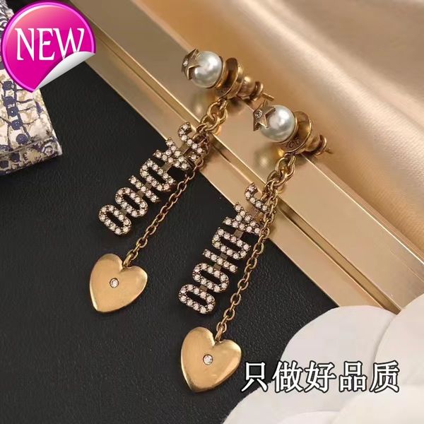 luxury brand design earrings d home / new cd letter earrings 925 silver needle high version tassel long, Golden;silver
luxury brand design earrings d home / new cd letter earrings 925 silver needle high version tassel long, Golden;silver