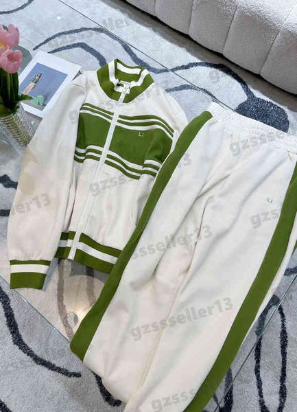 womens two pieces pants ce designer logo print two piece sets luxury round neck zip cardigan jacket and sweatpants suit, White
womens two pieces pants ce designer logo print two piece sets luxury round neck zip cardigan jacket and sweatpants suit, White