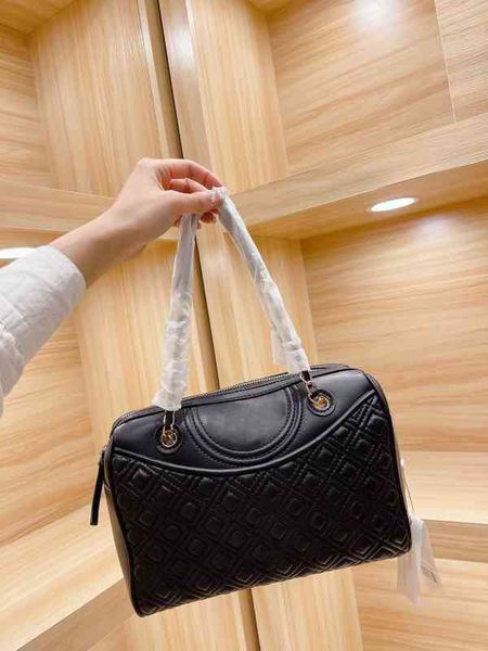 designer luxury women bag tory handbag tb fashion inclined shoulder bags versatile purses tories burchs totes large capacity saddle coal wal
designer luxury women bag tory handbag tb fashion inclined shoulder bags versatile purses tories burchs totes large capacity saddle coal wal