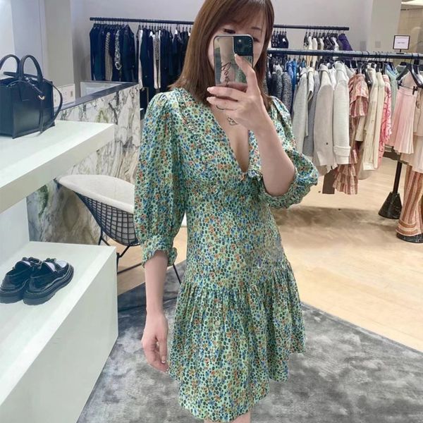 casual dresses designer fadan s's 2022 early autumn new women's wear floral print bubble sleeve mulberry silk pleated dress oubx, Black;gray
casual dresses designer fadan s's 2022 early autumn new women's wear floral print bubble sleeve mulberry silk pleated dress oubx, Black;gray