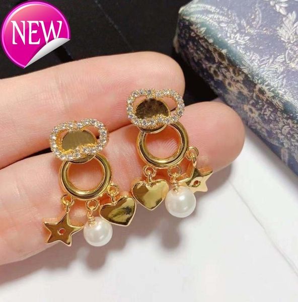 luxury brand design earrings d family / di 2022 new high version letter star pearl earrings women s 925 silver needle, Golden;silver
luxury brand design earrings d family / di 2022 new high version letter star pearl earrings women s 925 silver needle, Golden;silver
