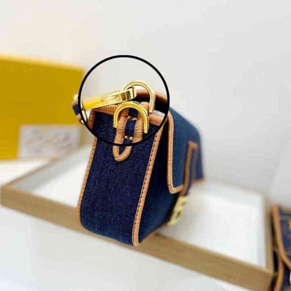 luxury saddle crossbody fends bags for womens multicolor handbag designer sling bag baguette tote shoulder purses woman 7a fashion wallet 89
luxury saddle crossbody fends bags for womens multicolor handbag designer sling bag baguette tote shoulder purses woman 7a fashion wallet 89