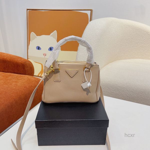 shoulder bags designer shoulder bag handbag lady crossbody tote genuine saffiano leather for women fashion handbags hobo chain purse messeng
shoulder bags designer shoulder bag handbag lady crossbody tote genuine saffiano leather for women fashion handbags hobo chain purse messeng