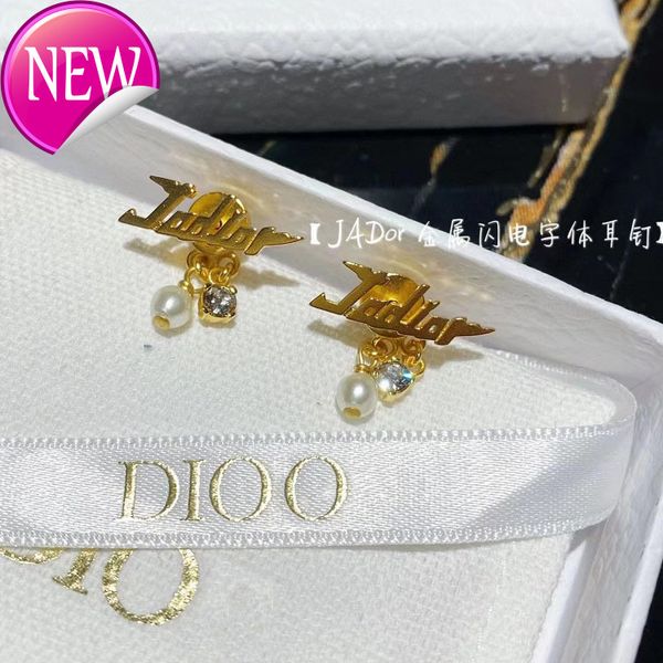 luxury brand design earrings d home / di lightning ja letter pearl earrings simple fashion temperament high sense diamond jewelry, Golden;silver
luxury brand design earrings d home / di lightning ja letter pearl earrings simple fashion temperament high sense diamond jewelry, Golden;silver