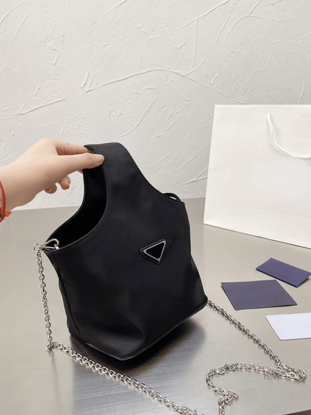 shoulder bags bags shoulder messenger for women large-capacity vegetable basket handbag simple casual designer crossbody purse shopping wall
shoulder bags bags shoulder messenger for women large-capacity vegetable basket handbag simple casual designer crossbody purse shopping wall