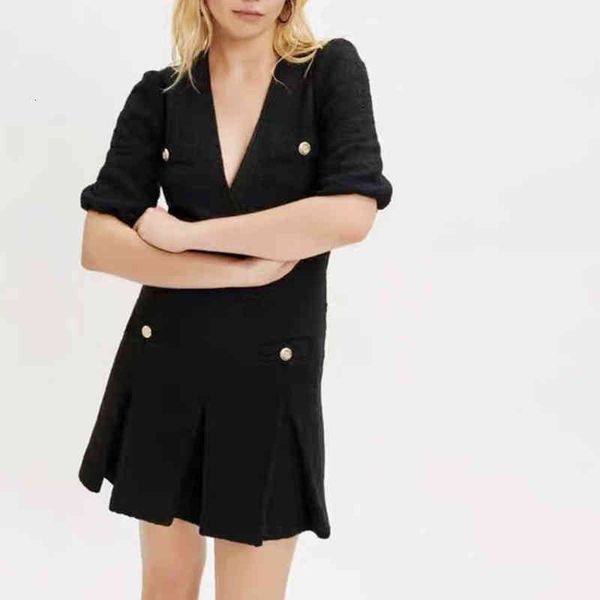 casual dresses fadan fashion early autumn women's wear french temperament glossy tweed button pleated dress, Black;gray
casual dresses fadan fashion early autumn women's wear french temperament glossy tweed button pleated dress, Black;gray