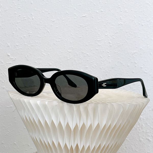 designer women men sunglasses monster new quality protective glasses fashion trend with case, White;black
designer women men sunglasses monster new quality protective glasses fashion trend with case, White;black