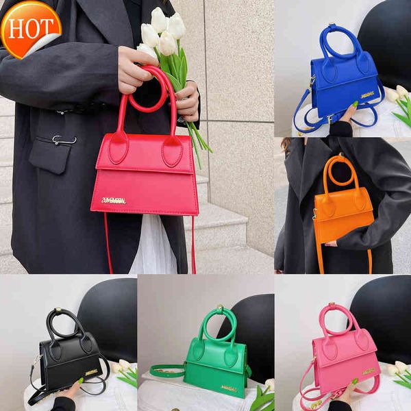 new designer handbagsfashionable foreign style portable letter for women 2022 simple new one shoulder messenger small square evening clutche
new designer handbagsfashionable foreign style portable letter for women 2022 simple new one shoulder messenger small square evening clutche