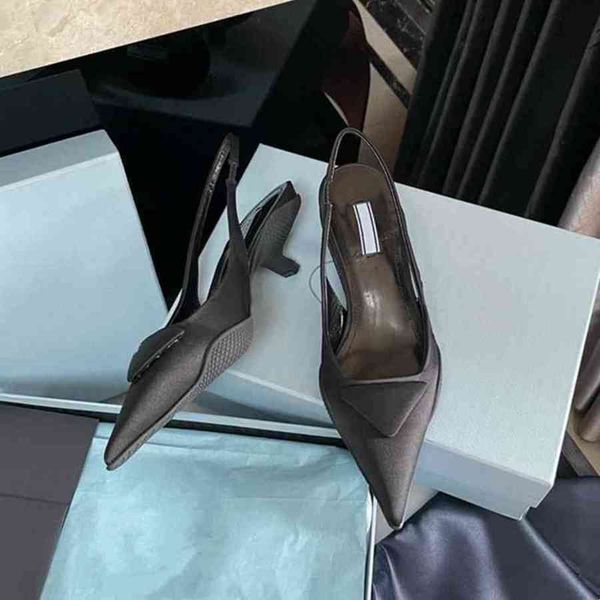 70% off designer women's luxury slippers three corner standard baotou cat and fairy wind back empty leather pointed high heels, Black
70% off designer women's luxury slippers three corner standard baotou cat and fairy wind back empty leather pointed high heels, Black