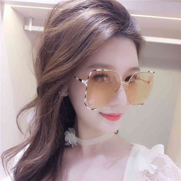 sunglasses g's sunglasses ni luhan's same metal herringbone hollow out large frame irregular gg0909s h984, White;black
sunglasses g's sunglasses ni luhan's same metal herringbone hollow out large frame irregular gg0909s h984, White;black