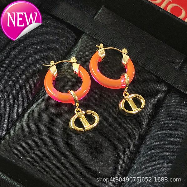 luxury brand design earrings d home / di ring earrings fashion simple girl fashion female style s925 silver needle net red, Golden;silver
luxury brand design earrings d home / di ring earrings fashion simple girl fashion female style s925 silver needle net red, Golden;silver
