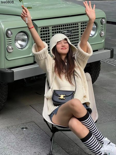celinss sweater family hooded long sleeve sweater wide loose and thin autumn and winter fashion v-neck sweater jacket, White;black
celinss sweater family hooded long sleeve sweater wide loose and thin autumn and winter fashion v-neck sweater jacket, White;black