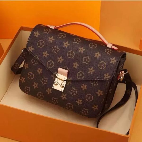 luxurys designers bag women handbag messenger lv bags oxidizing leather elegant shoulder louise purse vutton crossbody viuton bags m44875 m4
luxurys designers bag women handbag messenger lv bags oxidizing leather elegant shoulder louise purse vutton crossbody viuton bags m44875 m4