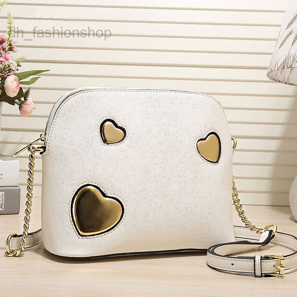 fashion handbags european and american style color shell bag letter decorative shoulder bag chain pu leather
fashion handbags european and american style color shell bag letter decorative shoulder bag chain pu leather