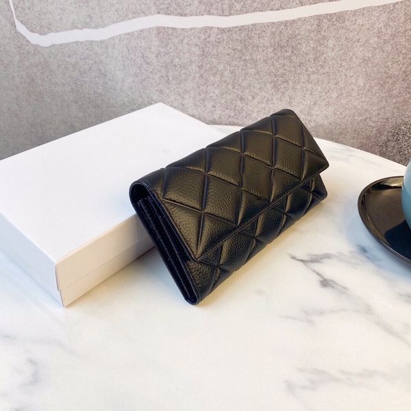 women's wallets fashion designers purse cluth men's wallet classic passport card holder wholesale cheque book original box famous, Red;black
women's wallets fashion designers purse cluth men's wallet classic passport card holder wholesale cheque book original box famous, Red;black