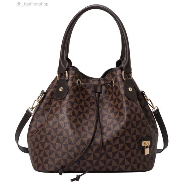shoulder bags large new geometric print bucket bag women's fashion handbag one shoulder messenger bag quality 2022
shoulder bags large new geometric print bucket bag women's fashion handbag one shoulder messenger bag quality 2022