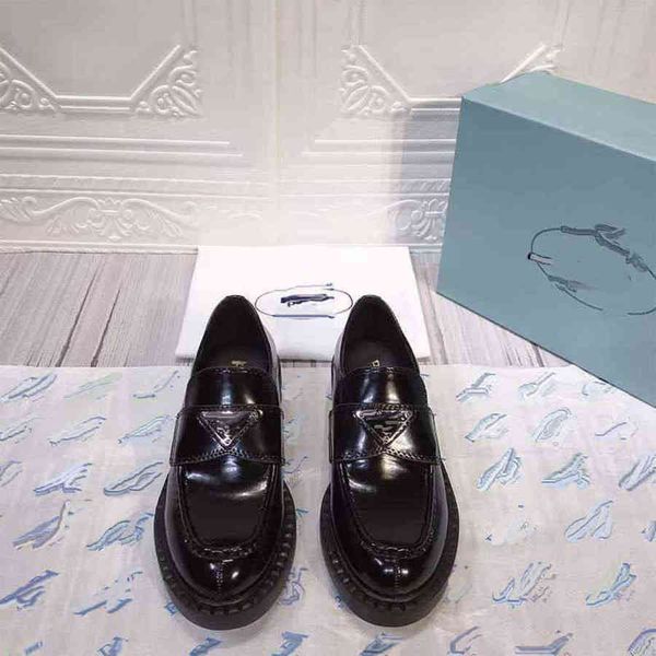 70% off designer luxury slippers high version triangle bottom thick heel british style round head patent leather lazy lefu women's, Black
70% off designer luxury slippers high version triangle bottom thick heel british style round head patent leather lazy lefu women's, Black