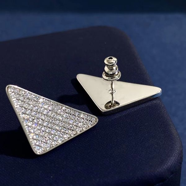 luxury huggie full diamond stud crystal p ear studs earrings hip hop fashion designer earrings for women silver earring jewelry never fade n, Golden;silver
luxury huggie full diamond stud crystal p ear studs earrings hip hop fashion designer earrings for women silver earring jewelry never fade n, Golden;silver