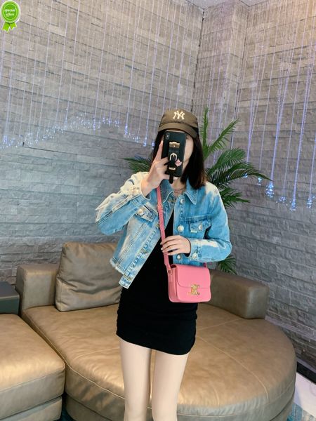 designer clutch bag evening clutches purses ladies handbags pattern triumphal arch msenger 2022 spring new leather shoulder small square wom 
designer clutch bag evening clutches purses ladies handbags pattern triumphal arch msenger 2022 spring new leather shoulder small square wom