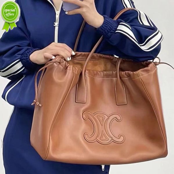 designer clutch bag purses ladies handbags large capacity women's 2022 autumn new fashion triumphal drawstring one shoulder portable
designer clutch bag purses ladies handbags large capacity women's 2022 autumn new fashion triumphal drawstring one shoulder portable