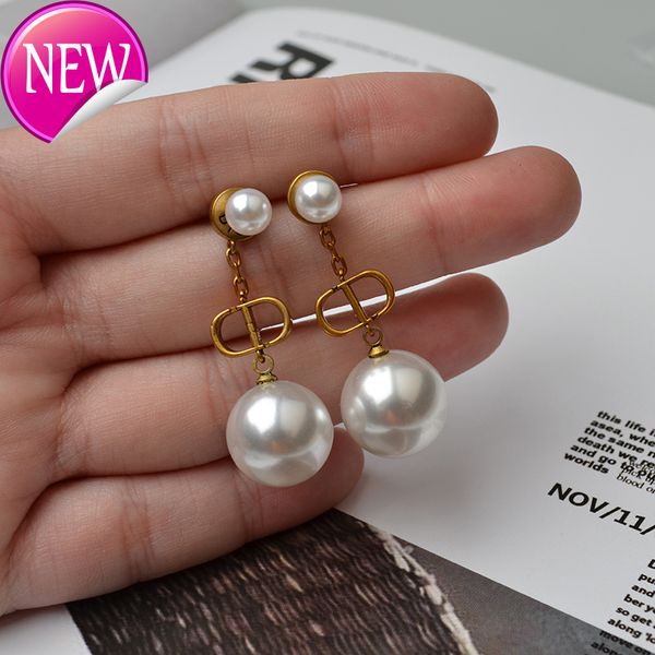 luxury brand design earrings 2022 classic d family di pearl earrings women's light, Golden;silver
luxury brand design earrings 2022 classic d family di pearl earrings women's light, Golden;silver
