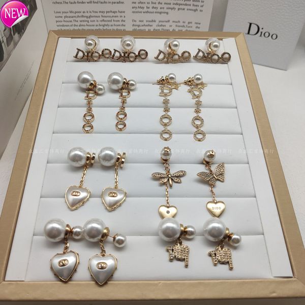 luxury brand design earrings d home 2022 new cd letter versatile net red earrings women's advanced sense used, Golden;silver
luxury brand design earrings d home 2022 new cd letter versatile net red earrings women's advanced sense used, Golden;silver