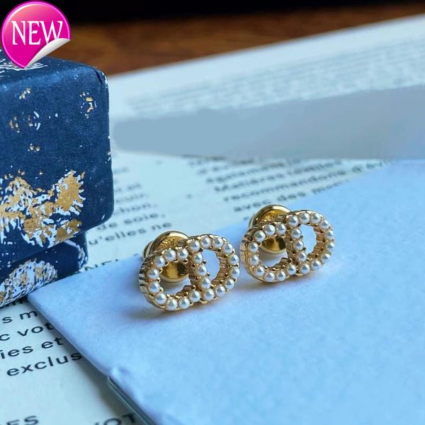 luxury brand design earrings d family earrings / cd pearl temperament 2022 net red star new, Golden;silver
luxury brand design earrings d family earrings / cd pearl temperament 2022 net red star new, Golden;silver