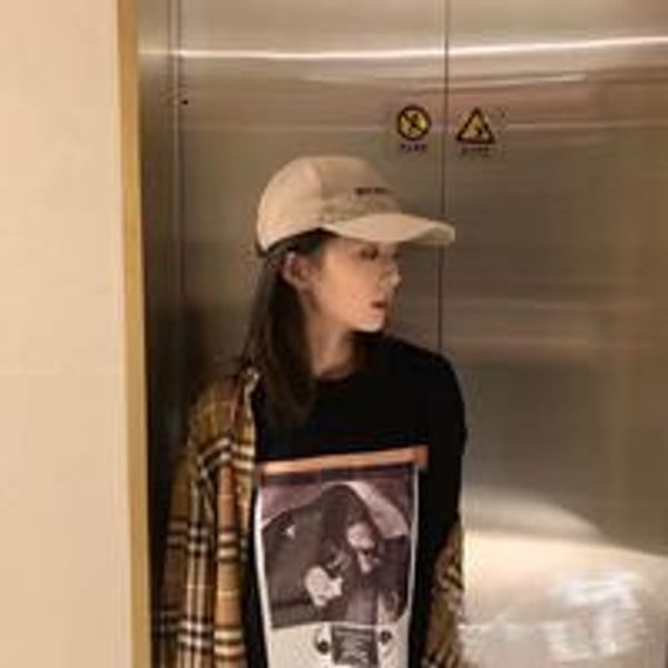 brand luxury ball caps chao b family baseball cap letter embroidery versatile korean fashion sunshade hat men's and women's same s, Blue;gray
brand luxury ball caps chao b family baseball cap letter embroidery versatile korean fashion sunshade hat men's and women's same s, Blue;gray