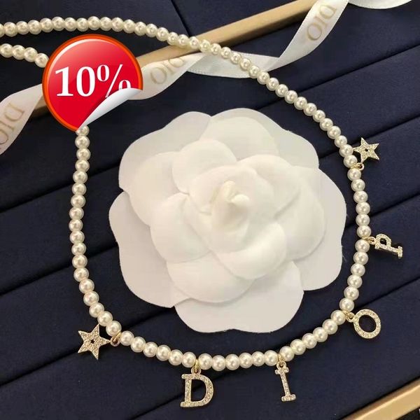 luxury design women's necklace d home / di star pearl millet bead chain with letter full diamond small pendant, Silver
luxury design women's necklace d home / di star pearl millet bead chain with letter full diamond small pendant, Silver