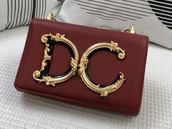 designer bags d & g chain small square bag single shoulder women's 2022 new autumn armpit fashion versatile messenger
designer bags d & g chain small square bag single shoulder women's 2022 new autumn armpit fashion versatile messenger