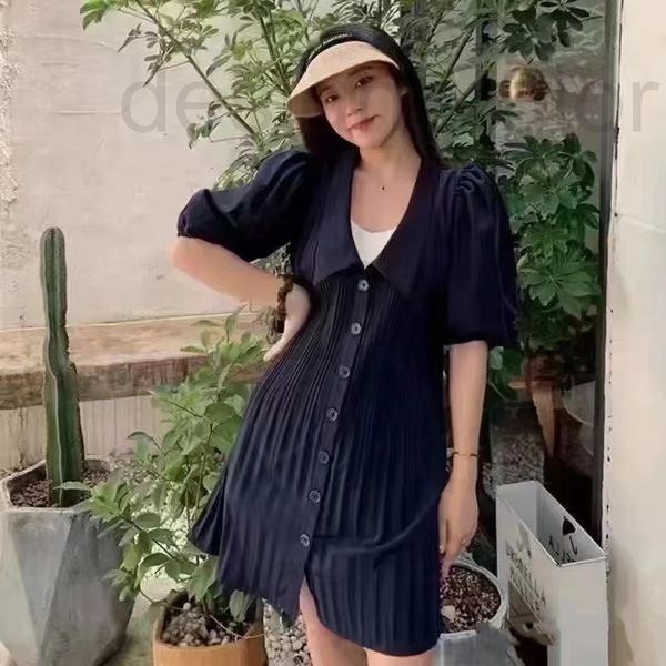 casual dresses designer fadan 's new french shirt style v-neck bubble sleeve pleated button dress in summer 2022 efrr, Black;gray
casual dresses designer fadan 's new french shirt style v-neck bubble sleeve pleated button dress in summer 2022 efrr, Black;gray
