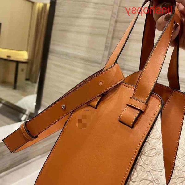 2022 loews designer women handbags bag hammock deformation cowhide backpack si t4zs
2022 loews designer women handbags bag hammock deformation cowhide backpack si t4zs