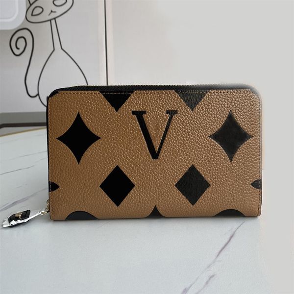 2022 fashion flowers designer wallets luxurys men women leather bags classic letters key coin purse original box plaid car2603, Red;black
2022 fashion flowers designer wallets luxurys men women leather bags classic letters key coin purse original box plaid car2603, Red;black