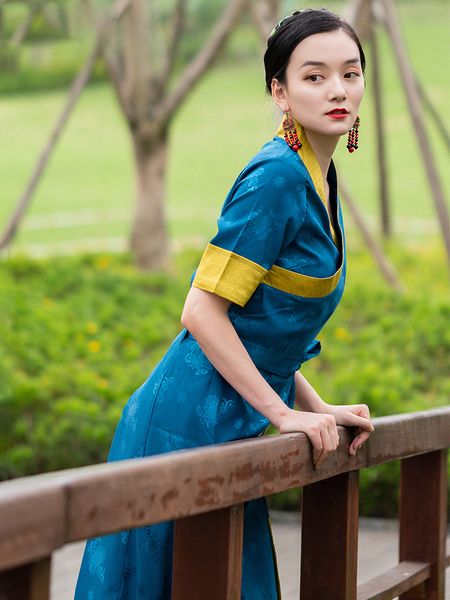 traditional tibet costume asia tibetan gown ethnic clothing short sleeve summer women long dress elegent lady silk blend robe, Red
traditional tibet costume asia tibetan gown ethnic clothing short sleeve summer women long dress elegent lady silk blend robe, Red