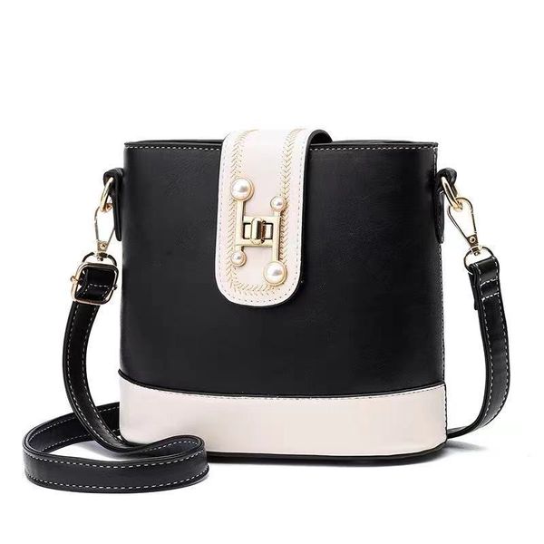 74% off bag fashion in autumn and versatile texture single shoulder diagonal capacity portable tote
74% off bag fashion in autumn and versatile texture single shoulder diagonal capacity portable tote