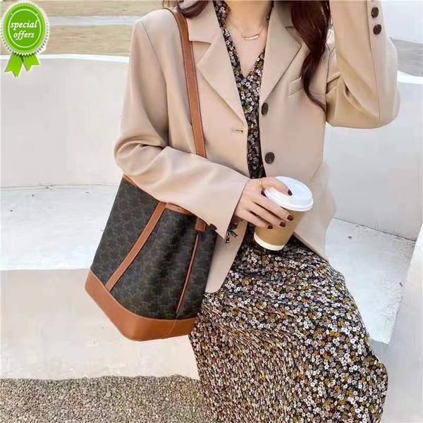 designer clutch bag purses ladies handbags arc de bucket new leather one shoulder msenger leisure large capacity
designer clutch bag purses ladies handbags arc de bucket new leather one shoulder msenger leisure large capacity